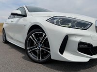USED 2020 69 BMW 1 SERIES 1.5 118i M Sport DCT Euro 6 (s/s) 5dr PRIVACY GLASS+BLACK PACK+FDSH