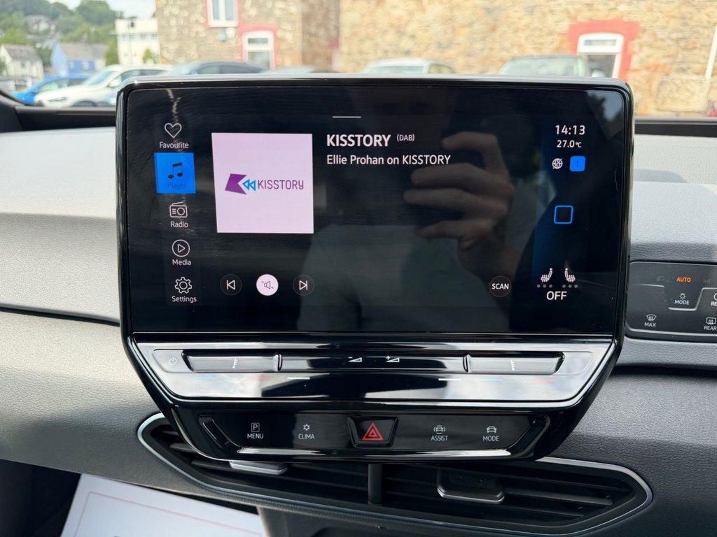 2021 Volkswagen ID.3 thumbnail 12