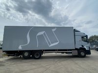 USED 2020 70 RENAULT TRUCKS T T-RANGE 26 TONNE SLEEPER CAB 30FT BOX WITH SLIDE OUT LIFT 
