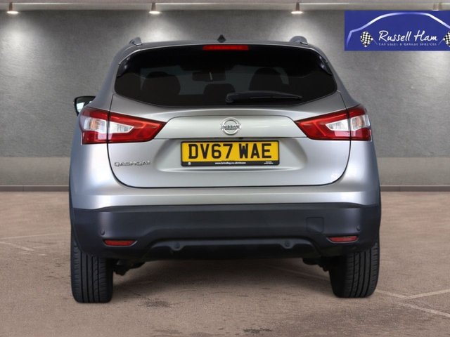 View our NISSAN QASHQAI
