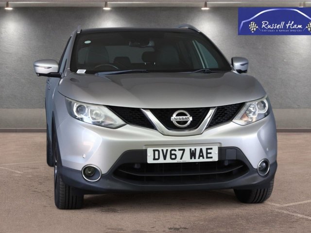 View our NISSAN QASHQAI