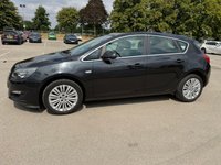 USED 2014 64 VAUXHALL ASTRA 1.4 16v Excite Hatchback 5dr Petrol Manual Euro 5 (100 ps) LOW MILEAGE FOR YEAR, MOT APRIL 27