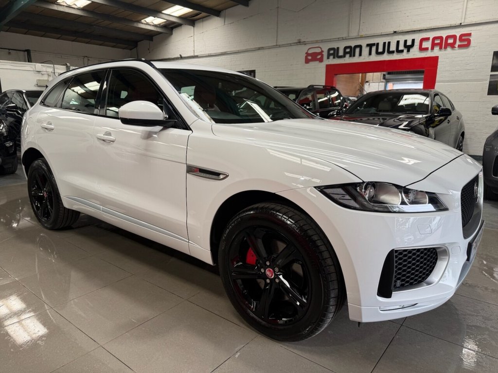 Jaguar F-Pace