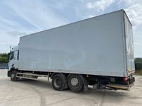 USED 2020 70 RENAULT TRUCKS T T-RANGE 26 TONNE SLEEPER CAB 30FT BOX WITH SLIDE OUT LIFT 