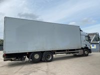 USED 2020 70 RENAULT TRUCKS T T-RANGE 26 TONNE SLEEPER CAB 30FT BOX WITH SLIDE OUT LIFT 