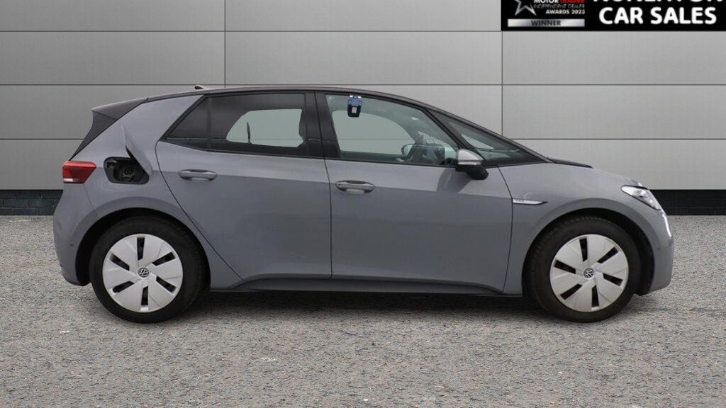 USED 2023 23 VOLKSWAGEN ID.3 Pro Performance 58kWh Life Hatchback 5dr Electric Auto (204 ps) 