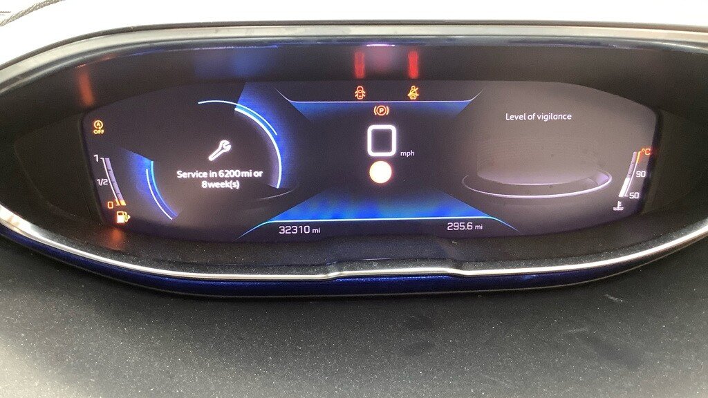 USED 2021 71 PEUGEOT 5008 1.2 PureTech Allure SUV 5dr Petrol Manual Euro 6 (s/s) (130 ps) 