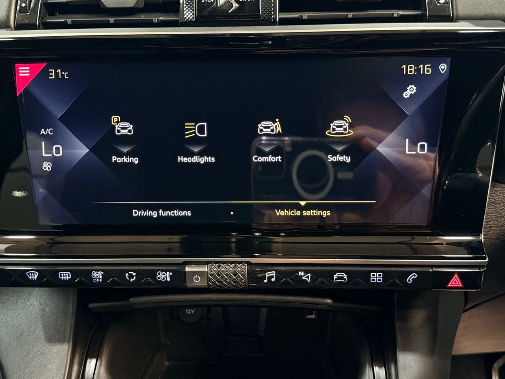 USED 2019 19 DS AUTOMOBILES DS 7 CROSSBACK 1.6 PureTech GPF Prestige Crossback 5dr Petrol EAT8 Euro 6 (s/s) (225 ps) APPLE CARPLAY+ R/CAMERA+NAV+XENON