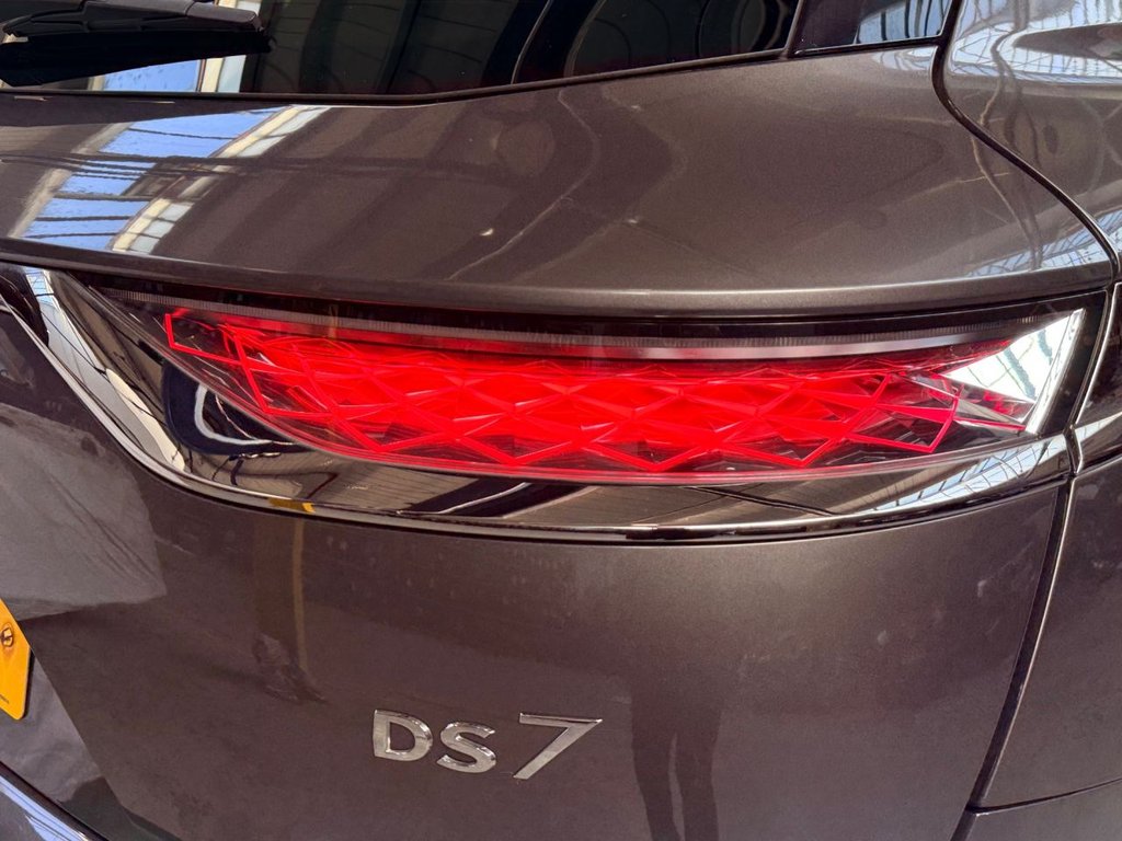 USED 2019 19 DS AUTOMOBILES DS 7 CROSSBACK 1.6 PureTech GPF Prestige Crossback 5dr Petrol EAT8 Euro 6 (s/s) (225 ps) APPLE CARPLAY+ R/CAMERA+NAV+XENON