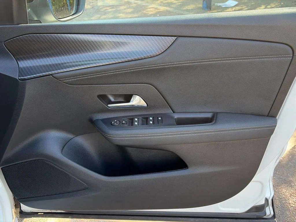 2023 Vauxhall Mokka Electric — image 19