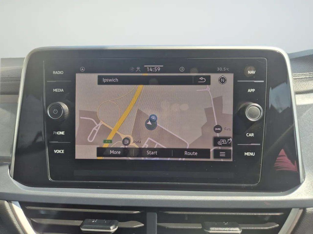 2023 Volkswagen T-Roc — image 16