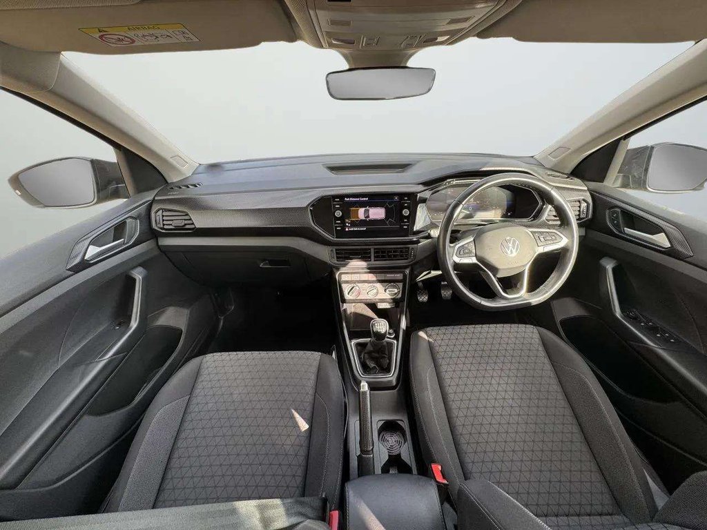 2023 Volkswagen T-Cross — image 15