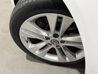 USED 2017 17 VAUXHALL ZAFIRA TOURER 1.4i Turbo SRi Nav MPV 5dr Petrol Manual Euro 6 (140 ps) 