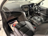 USED 2017 17 VAUXHALL ZAFIRA TOURER 1.4i Turbo SRi Nav MPV 5dr Petrol Manual Euro 6 (140 ps) 