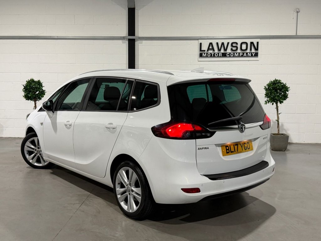 USED 2017 17 VAUXHALL ZAFIRA TOURER 1.4i Turbo SRi Nav MPV 5dr Petrol Manual Euro 6 (140 ps) 