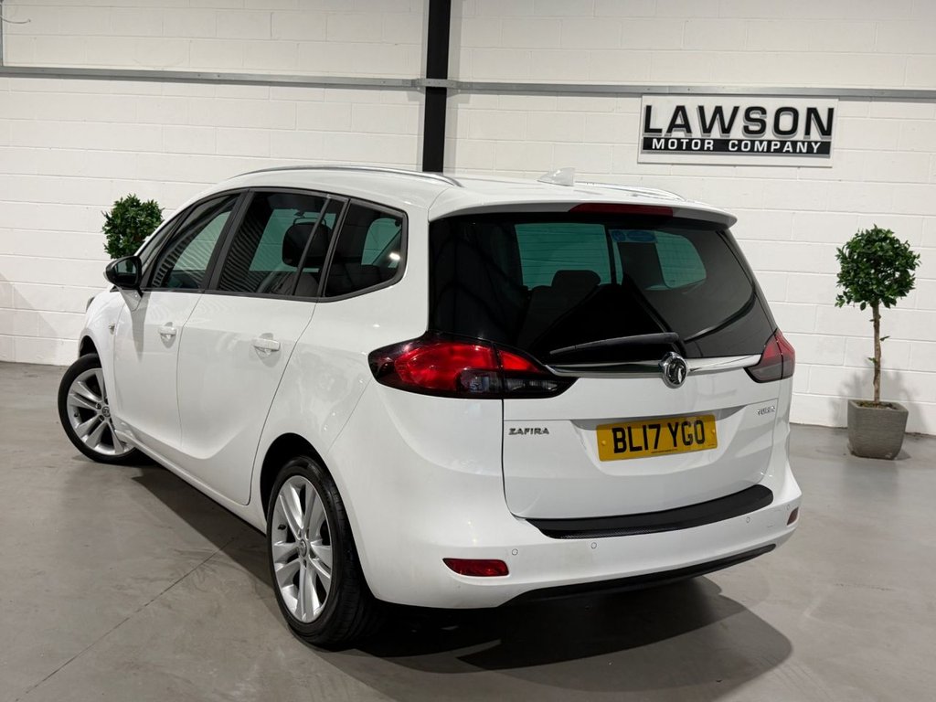 USED 2017 17 VAUXHALL ZAFIRA TOURER 1.4i Turbo SRi Nav MPV 5dr Petrol Manual Euro 6 (140 ps) 