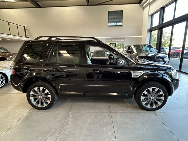 View our LAND ROVER FREELANDER 2