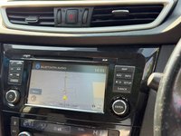 USED 2015 15 NISSAN QASHQAI 1.5 dCi Acenta+ 2WD Euro 5 (s/s) 5dr GLASSROOF-360 CAM-SAT NAV