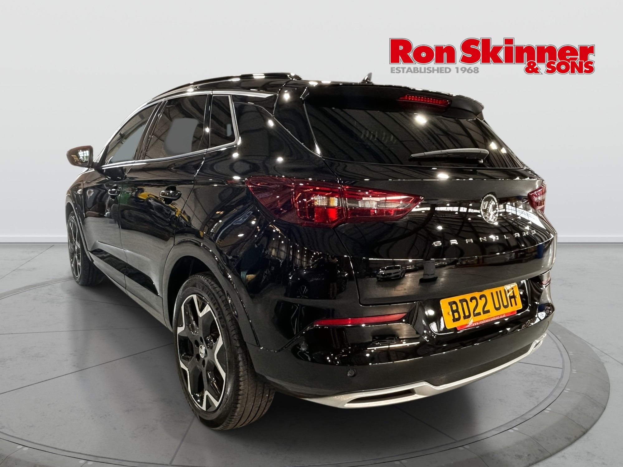 2022 Vauxhall Grandland — image 3