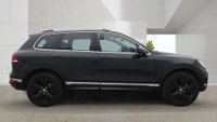 USED 2017 17 VOLKSWAGEN TOUAREG 3.0 TDI V6 BlueMotion Tech R-Line SUV 5dr Diesel Tiptronic 4WD Euro 6 (s/s) (262 ps) Finance Soft Search Pre Approval