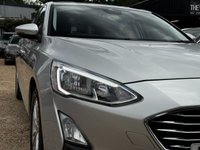 USED 2018 68 FORD FOCUS 1.0T EcoBoost Titanium Hatchback 5dr Petrol Manual Euro 6 (s/s) (125 ps) New Wetbelt included with sale * 2 Owners * 6 Services