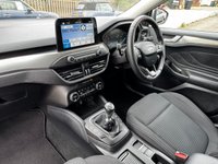 USED 2018 68 FORD FOCUS 1.0T EcoBoost Titanium Hatchback 5dr Petrol Manual Euro 6 (s/s) (125 ps) New Wetbelt included with sale * 2 Owners * 6 Services