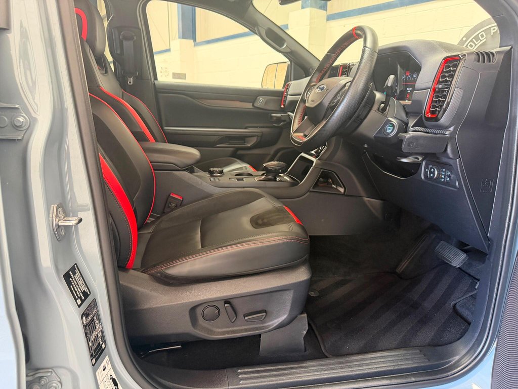 USED 2025 75 FORD RANGER 3.0T V6 EcoBoost Raptor Auto 4WD Euro 6 (s/s) 4dr Â£42500+VAT. ELECTRIC SHUTTER