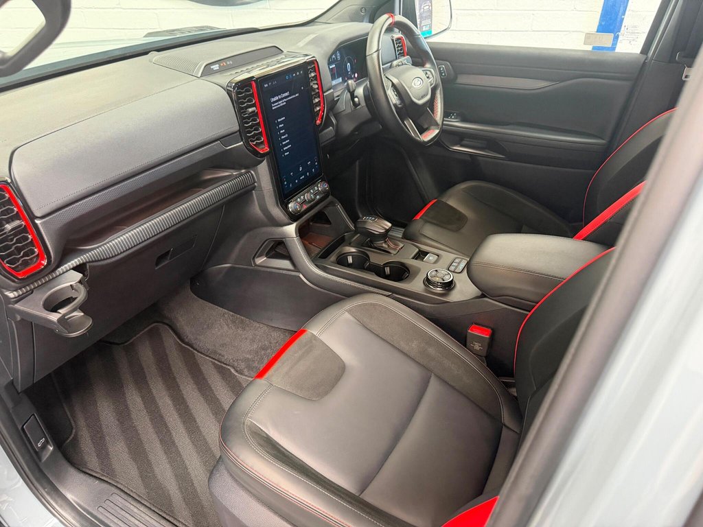 USED 2025 75 FORD RANGER 3.0T V6 EcoBoost Raptor Auto 4WD Euro 6 (s/s) 4dr Â£42500+VAT. ELECTRIC SHUTTER