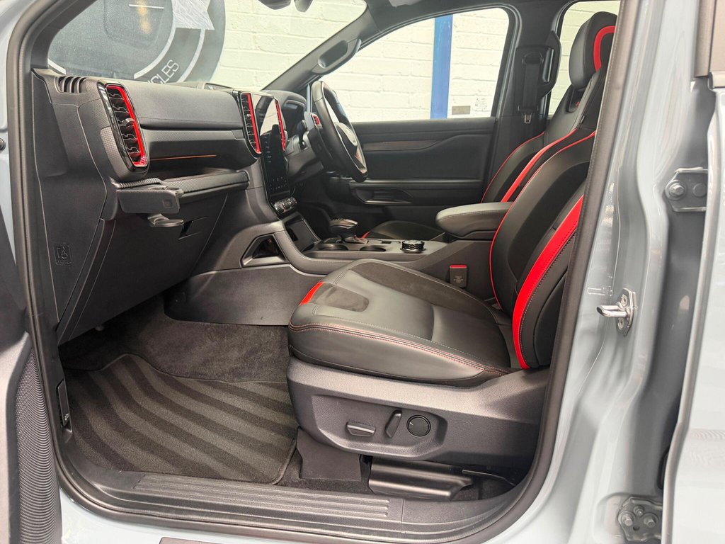 USED 2025 75 FORD RANGER 3.0T V6 EcoBoost Raptor Auto 4WD Euro 6 (s/s) 4dr Â£42500+VAT. ELECTRIC SHUTTER