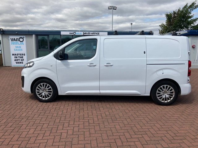 View our VAUXHALL VIVARO