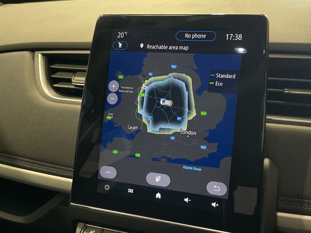 USED 2022 72 RENAULT ZOE R135 EV50 52kWh Iconic Hatchback 5dr Electric Auto (Boost Charge) (134 bhp) 