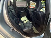 USED 2014 14 VOLVO XC60 2.0 D4 R-Design Nav SUV 5dr Diesel Manual Euro 6 (s/s) (181 ps) 