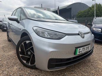 View our VOLKSWAGEN ID.3