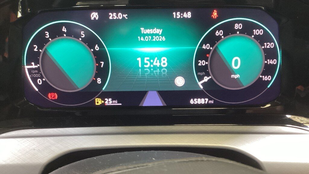 USED 2024 73 VOLKSWAGEN GOLF 1.5 TSI Life Hatchback 5dr Petrol Manual Euro 6 (s/s) (130 ps) 