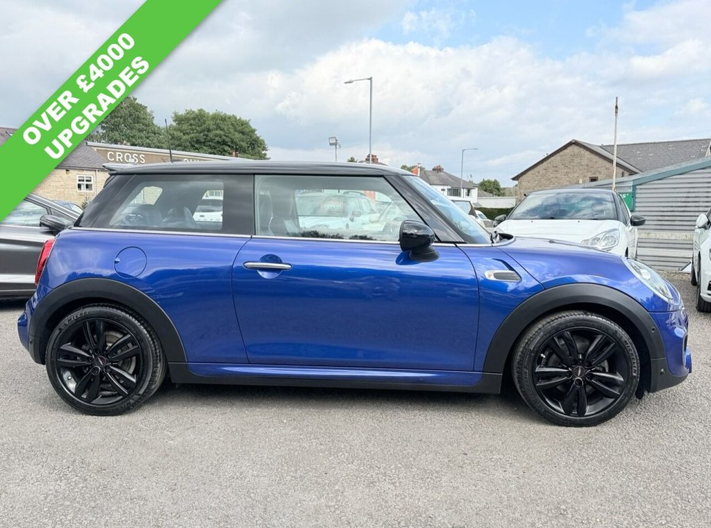 Mini Hatchback