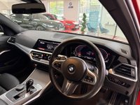 USED 2022 22 BMW 3 SERIES 2.0 320i M Sport Auto Euro 6 (s/s) 4dr PERFORMANCEKIT+COMFORTPROPACK
