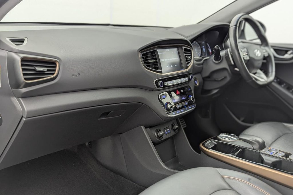 USED 2019 19 HYUNDAI IONIQ 28kWh Premium SE Hatchback 5dr Electric Auto (120 ps) Car Play, Sat Nav, Camera