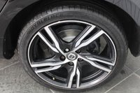 USED 2016 16 VOLVO XC60 2.0 D4 SE Nav SUV 5dr Diesel Manual Euro 6 (s/s) (190 ps) 2 KEYS / 2 OWNERS