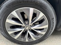 USED 2022 22 SKODA KODIAQ 2.0 TDI SE Drive SUV 5dr Diesel DSG Euro 6 (s/s) (5 Seat) (150 ps) 1 OWNER+FSSH+TOW BAR+NAV+PDC