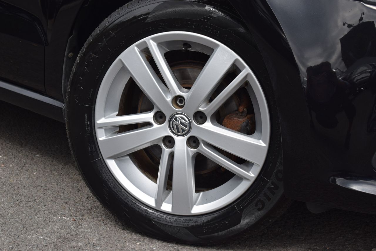 2017 VOLKSWAGEN POLO 1.0 BlueMotion Tech Match Edition Hatchback 5dr Petrol Manual Euro 6 (s/s) - vehicle photo 11 for sale on PureCar