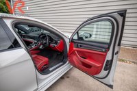 USED 2019 69 PORSCHE PANAMERA 4.0T V8 Turbo Saloon 5dr Petrol PDK 4WD Euro 6 (s/s) (550 ps) BOSE + Carbon Fibre + Sunroof