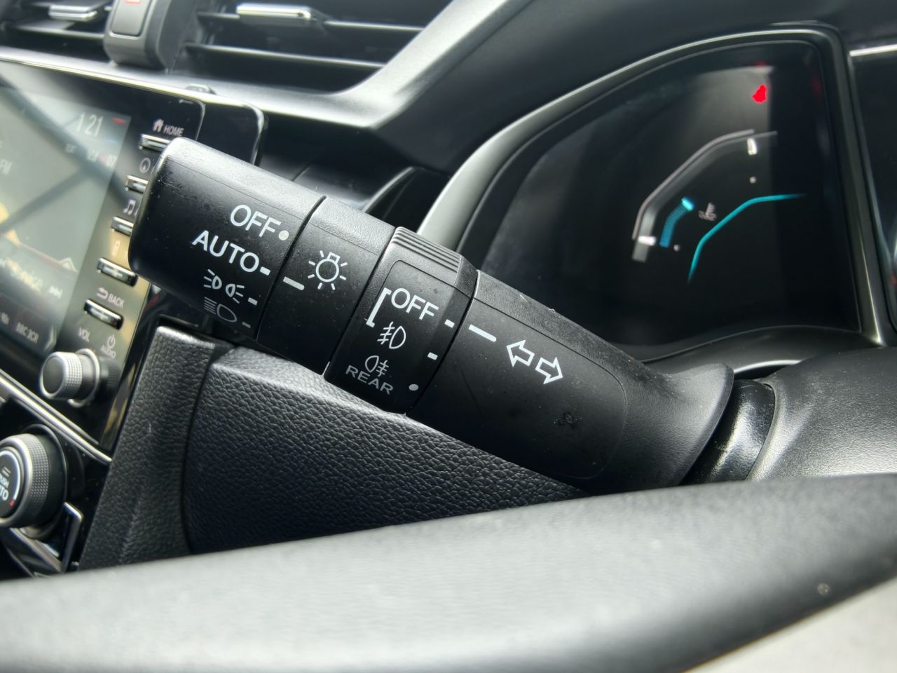 2021 HONDA CIVIC 1.0 VTEC Turbo SR Hatchback 5dr Petrol Manual Euro 6 (s/s) (126 ps) - vehicle photo 39 for sale on PureCar