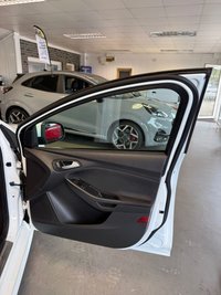 USED 2017 67 FORD FOCUS 1.5T EcoBoost ST-Line Hatchback 5dr Petrol Manual Euro 6 (s/s) (150 ps) 