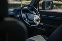USED 2020 20 LAND ROVER DEFENDER 110 2.0 SD4 SE SUV 5dr Diesel Auto 4WD Euro 6 (s/s) (240 ps) AirSusp/360Cam/AppCarP/Sensors