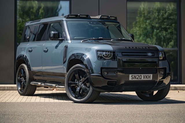 View our Land Rover Defender 110 2.0 SD4 SE SUV 5dr Diesel Auto 4WD Euro 6 (s/s) (240 ps)