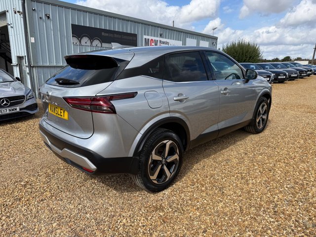 2022 Nissan Qashqai — image 4