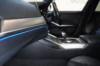 USED 2020 70 BMW 3 SERIES BMW 3 Series 3.0 M340d MHT Saloon 4dr Diesel Hybrid Auto xDrive Euro 6 (s/s) (340 ps) +HEADS UP+H/K+HEATED STEERING+