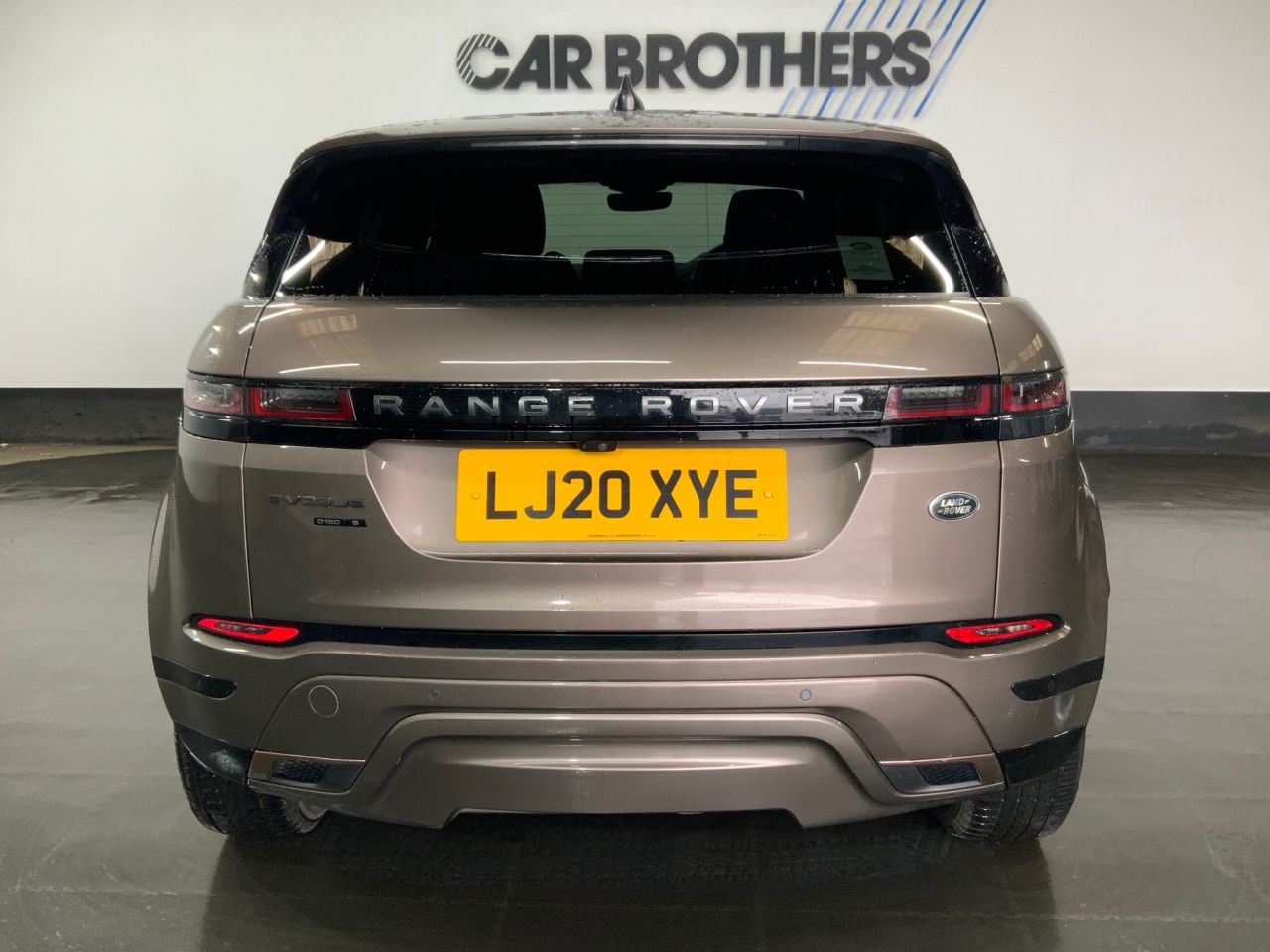 2020 LAND ROVER RANGE ROVER EVOQUE 2.0 D150 R-Dynamic S SUV 5dr Diesel Manual FWD Euro 6 (s/s) (150 ps) - vehicle photo 9 for sale on PureCar