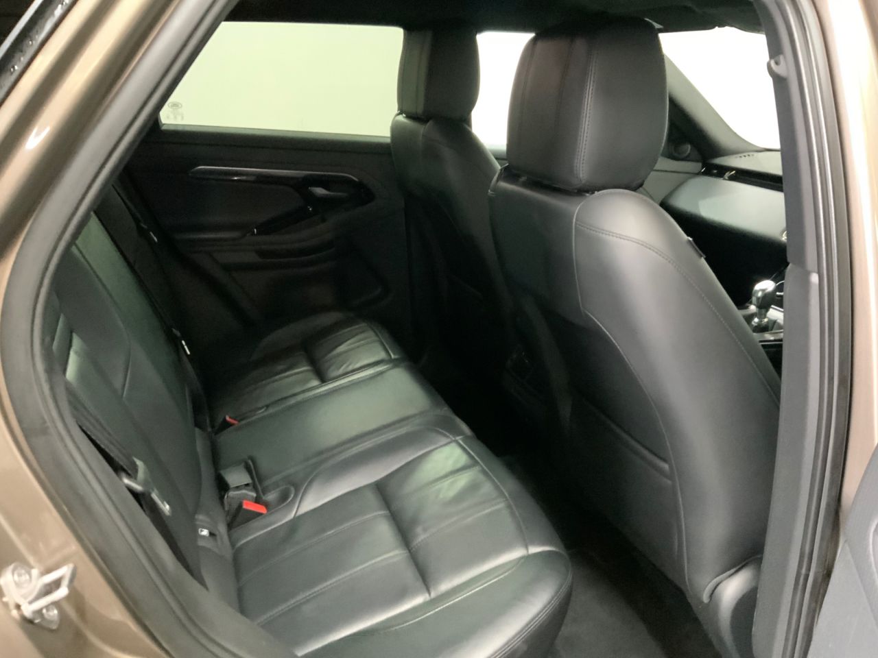 2020 LAND ROVER RANGE ROVER EVOQUE 2.0 D150 R-Dynamic S SUV 5dr Diesel Manual FWD Euro 6 (s/s) (150 ps) - vehicle photo 13 for sale on PureCar