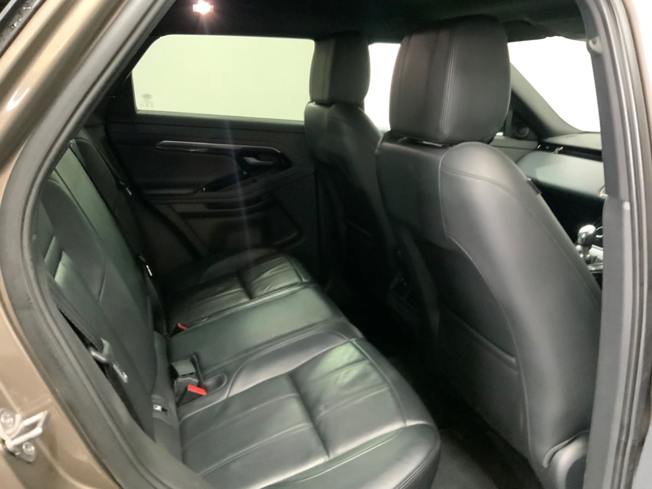 2020 LAND ROVER RANGE ROVER EVOQUE 2.0 D150 R-Dynamic S SUV 5dr Diesel Manual FWD Euro 6 (s/s) (150 ps) - vehicle photo 21 for sale on PureCar